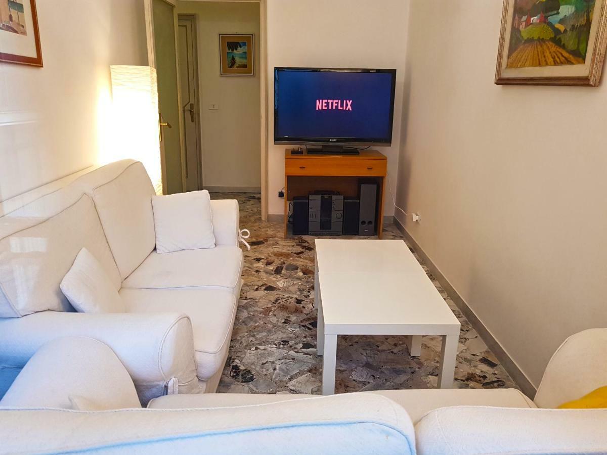 Bari Grand Central Apartment エクステリア 写真